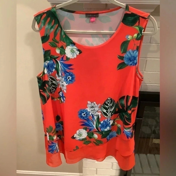 #32 Gorgeous Vince Camuto Red Floral Sleeveless Top Sz Large - Picture 5 of 10